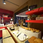 Ibis Pau Lescar