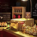 Ibis Pau فندق ليسكار