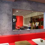 מלון Ibis Pau 3*