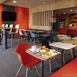 Ibis Pau Lescar