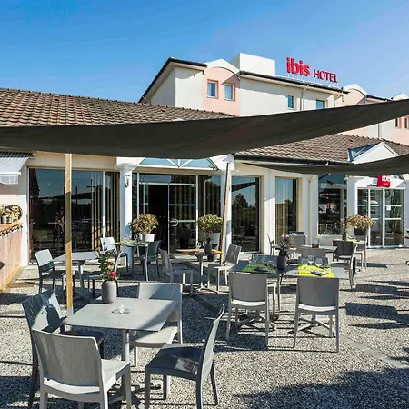 Hotel Ibis Pau 3*