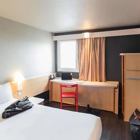 Ibis Pau Szálloda 3*