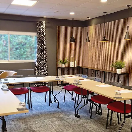 Hotel Ibis Pau 3*