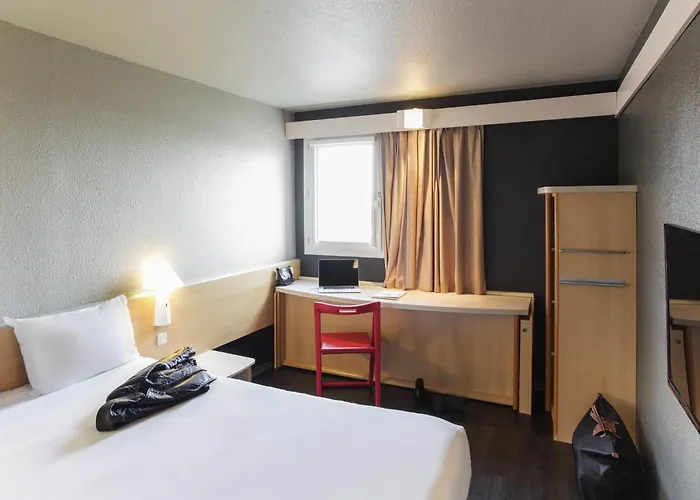 Ibis Pau Hotel Lescar