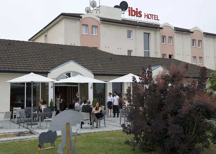 Hotel Ibis Pau 3*