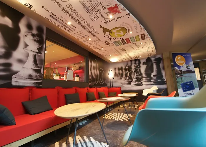 מלון Ibis Pau לסקאר