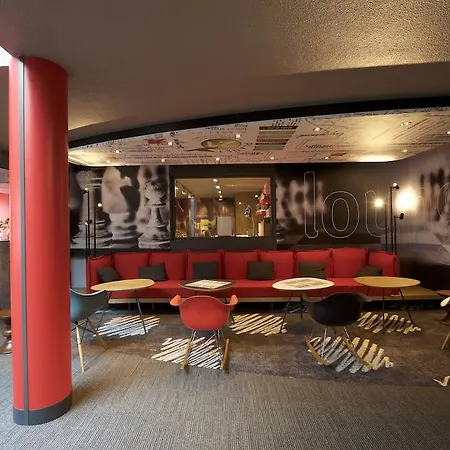 Ibis Pau Otel