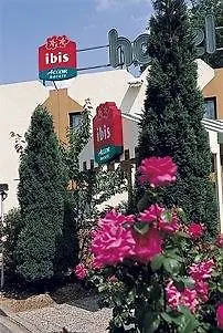 Otel Ibis Pau Lescar