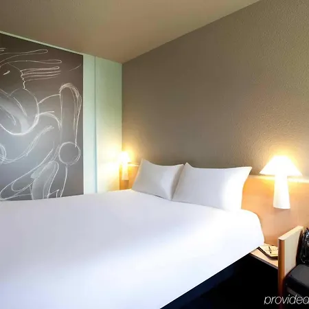Ibis Pau 3* Lescar
